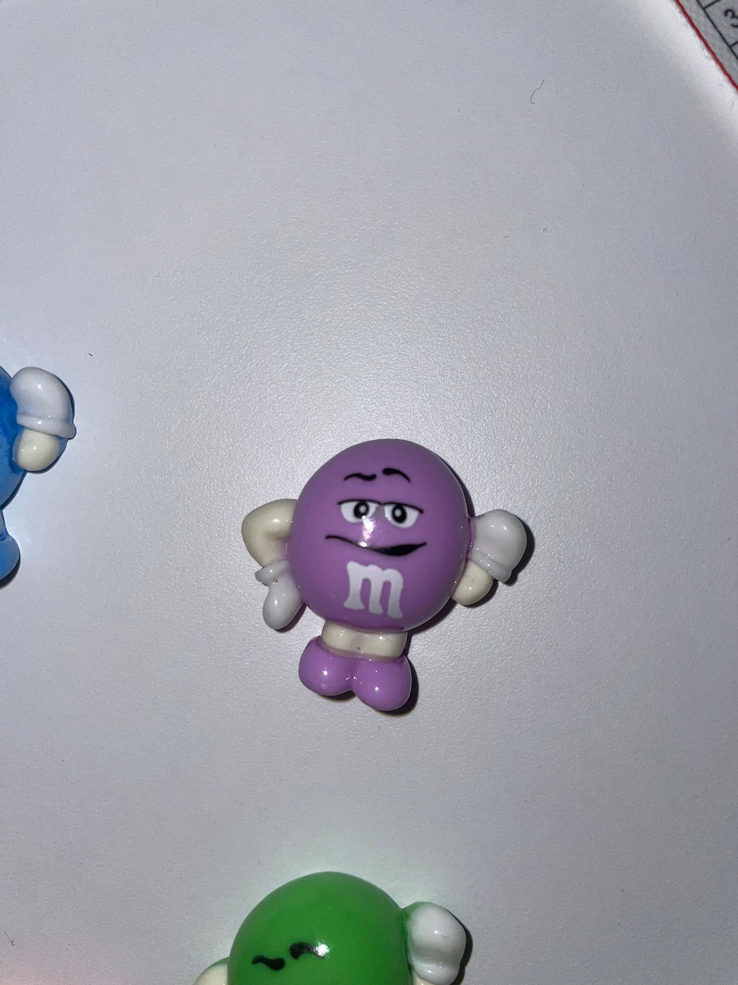 M&M