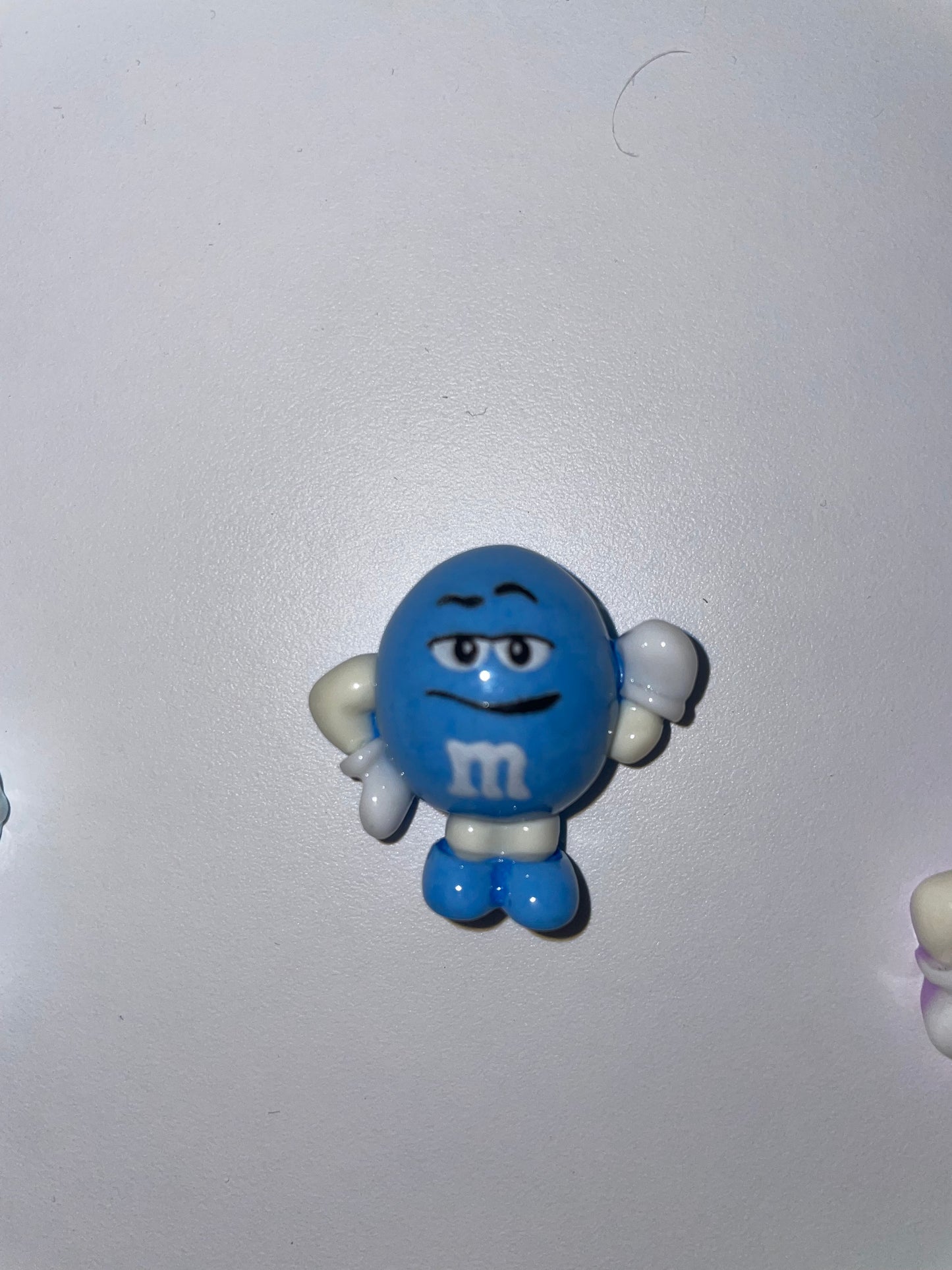 M&M